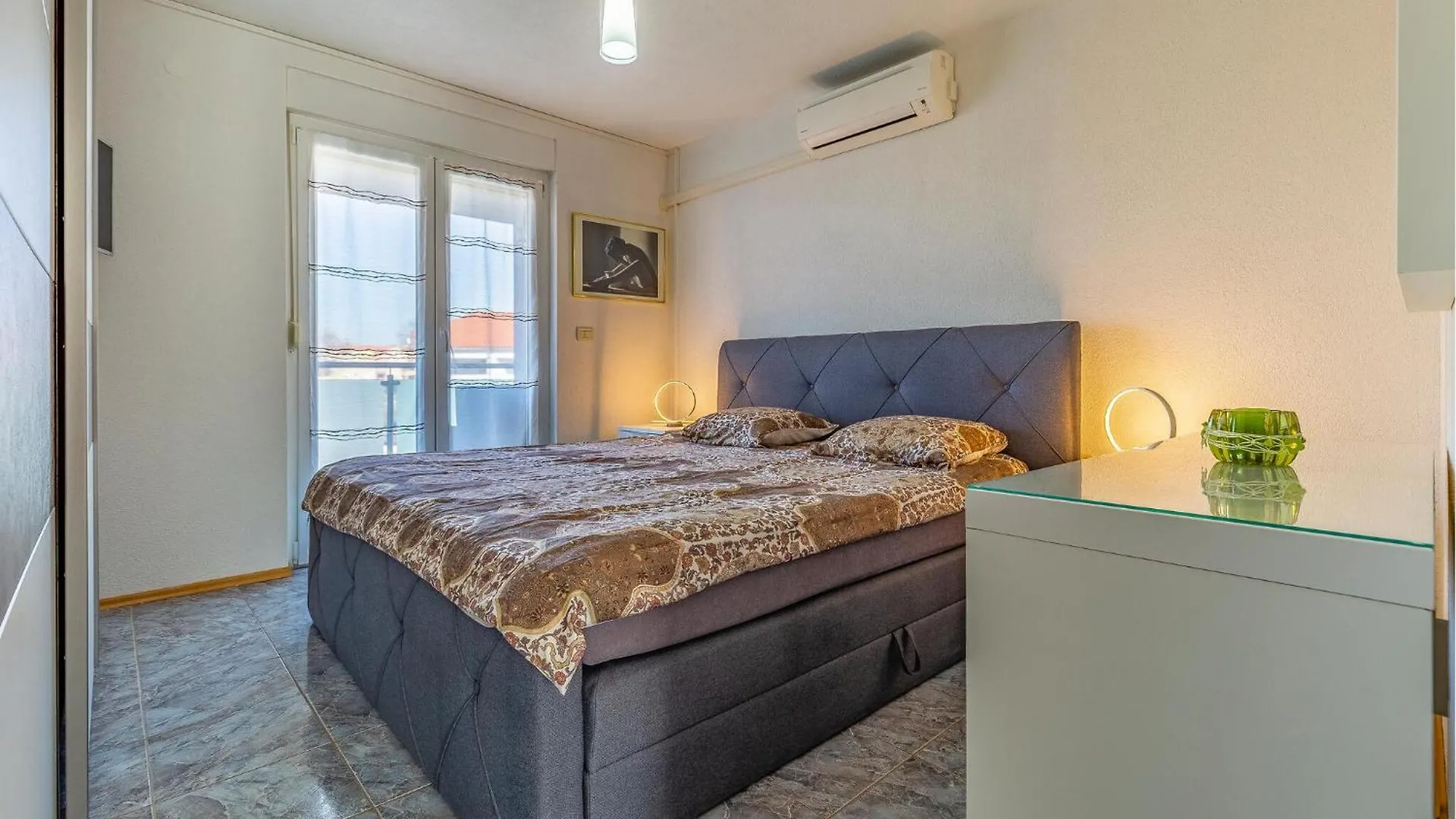 Holiday home 5 Bedroom Amazing Home In Medulin