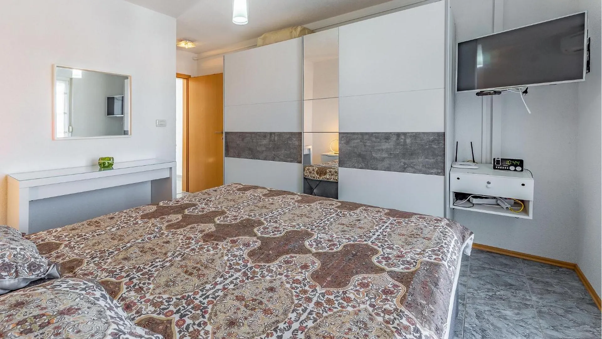 Holiday home 5 Bedroom Amazing Home In Medulin Croatia